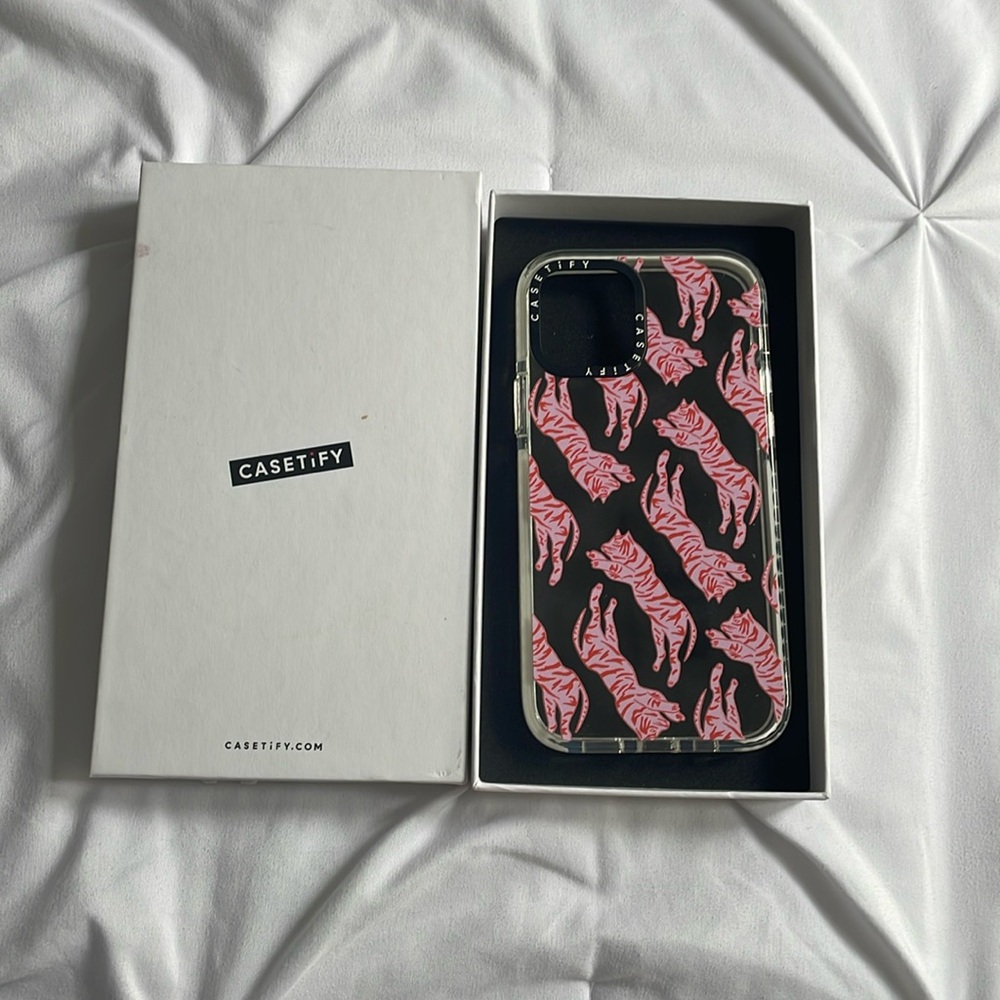 casetify case size 12/12pro